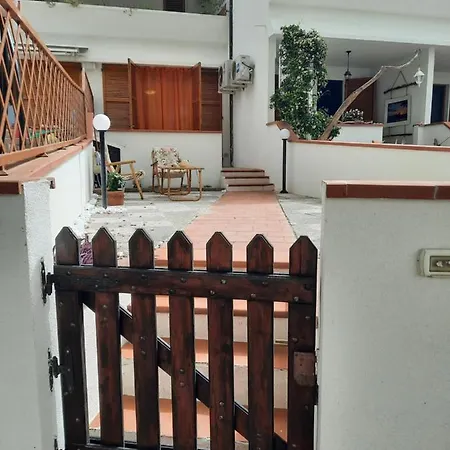Sulla Riviera Del Conero Apartment